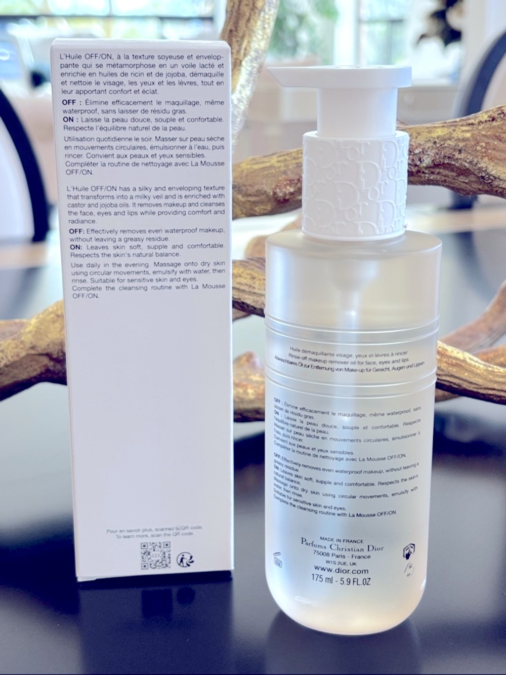 Dior L'Huile OFF/ON Cleansing Oil - Picture 3 of 5